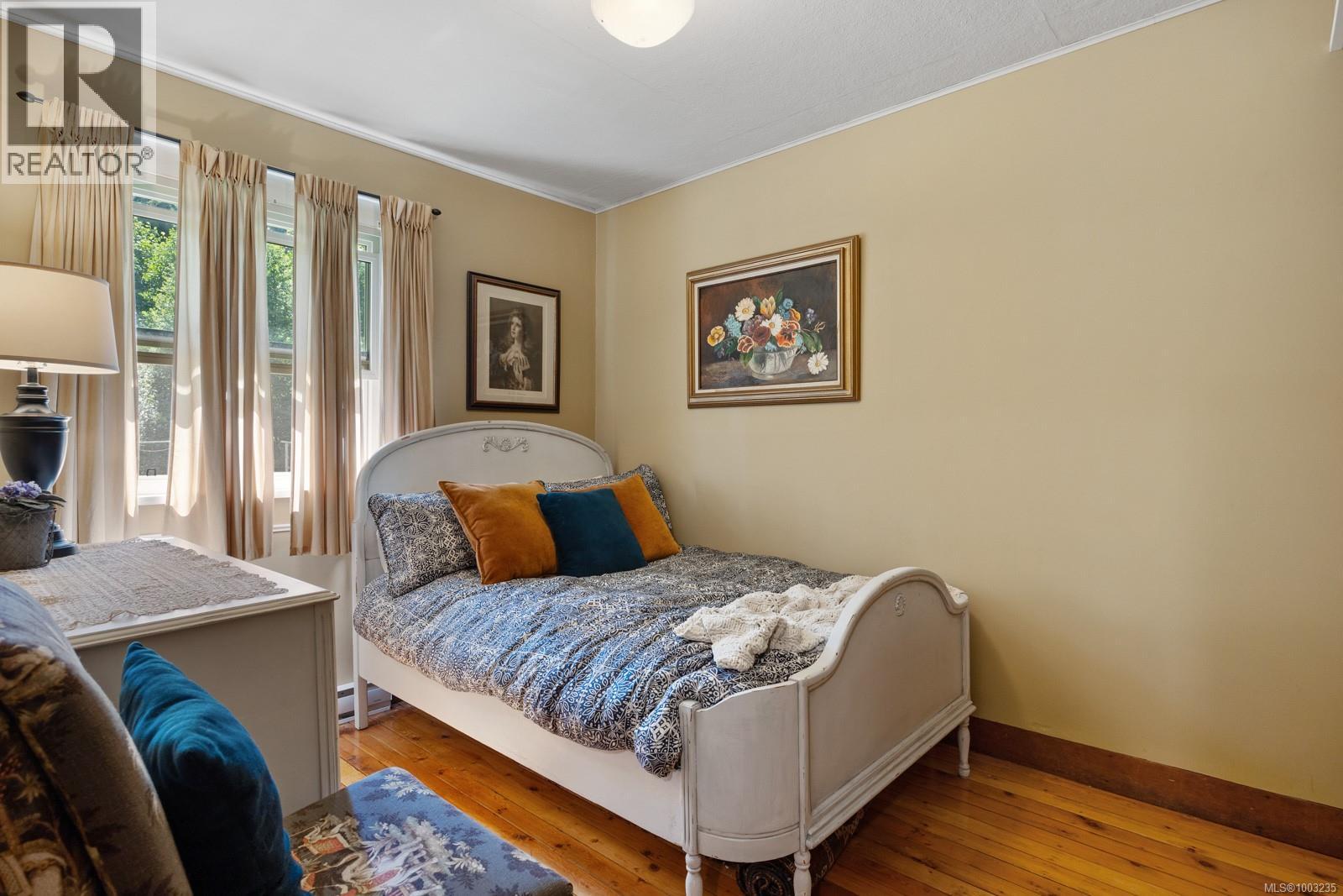 3838/3836 Royston Rd, Royston