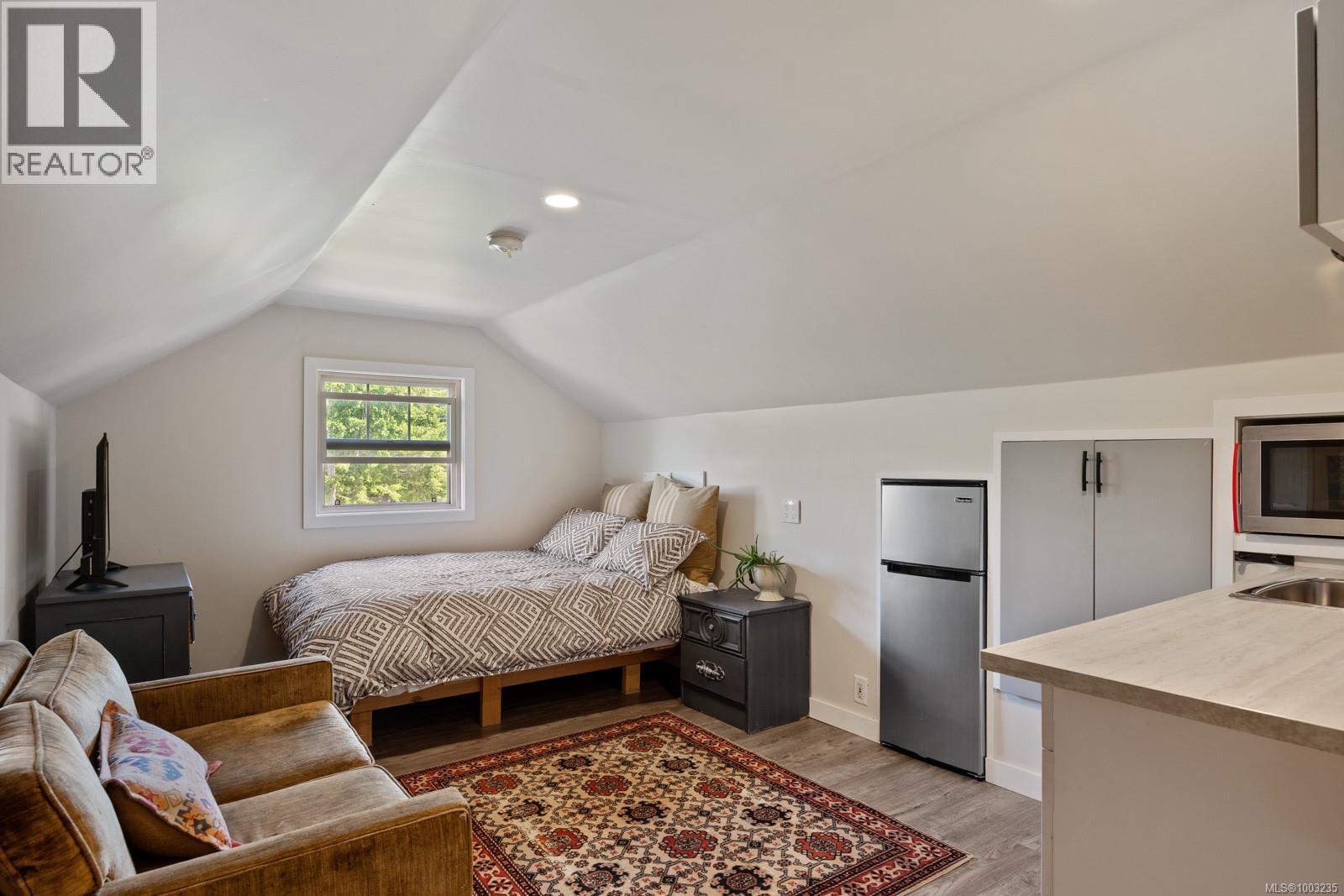 3838/3836 Royston Rd, Royston