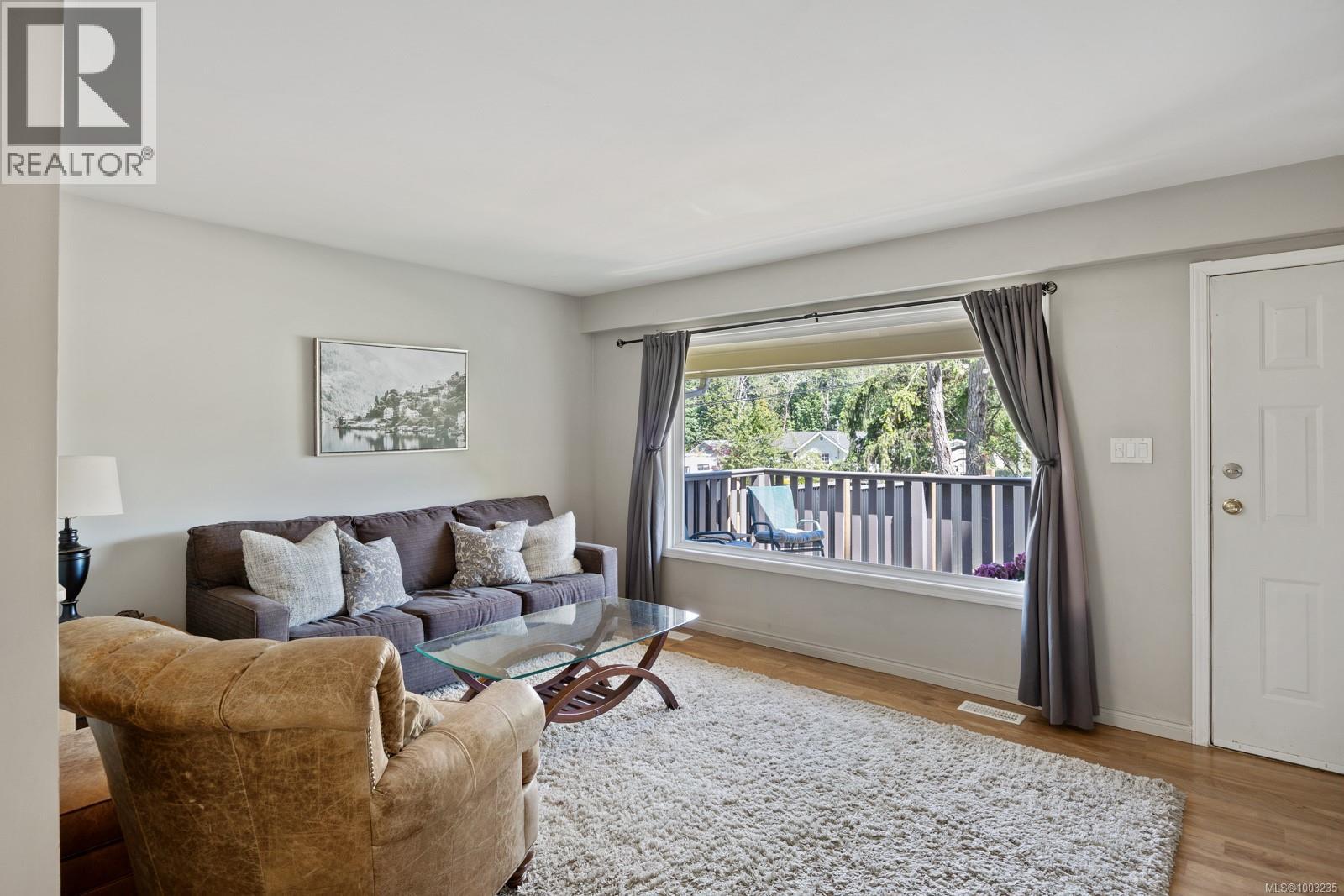 3838/3836 Royston Rd, Royston