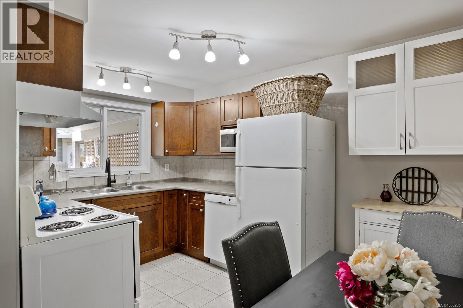 3838/3836 Royston Rd, Royston