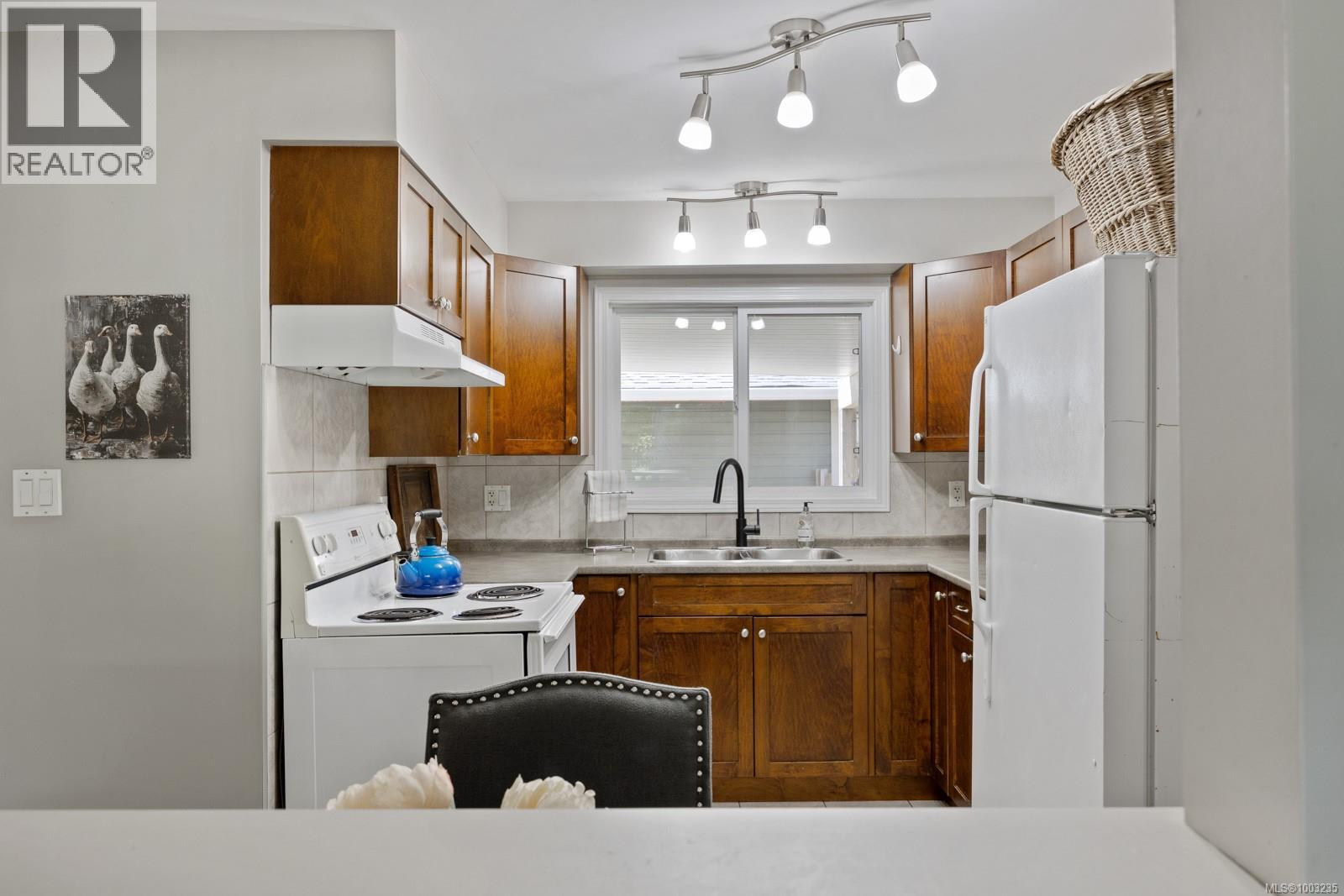 3838/3836 Royston Rd, Royston