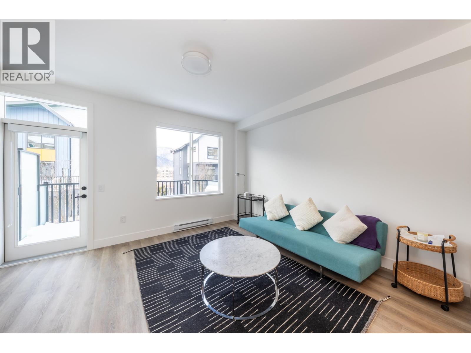 38084 HELM WAY, Squamish