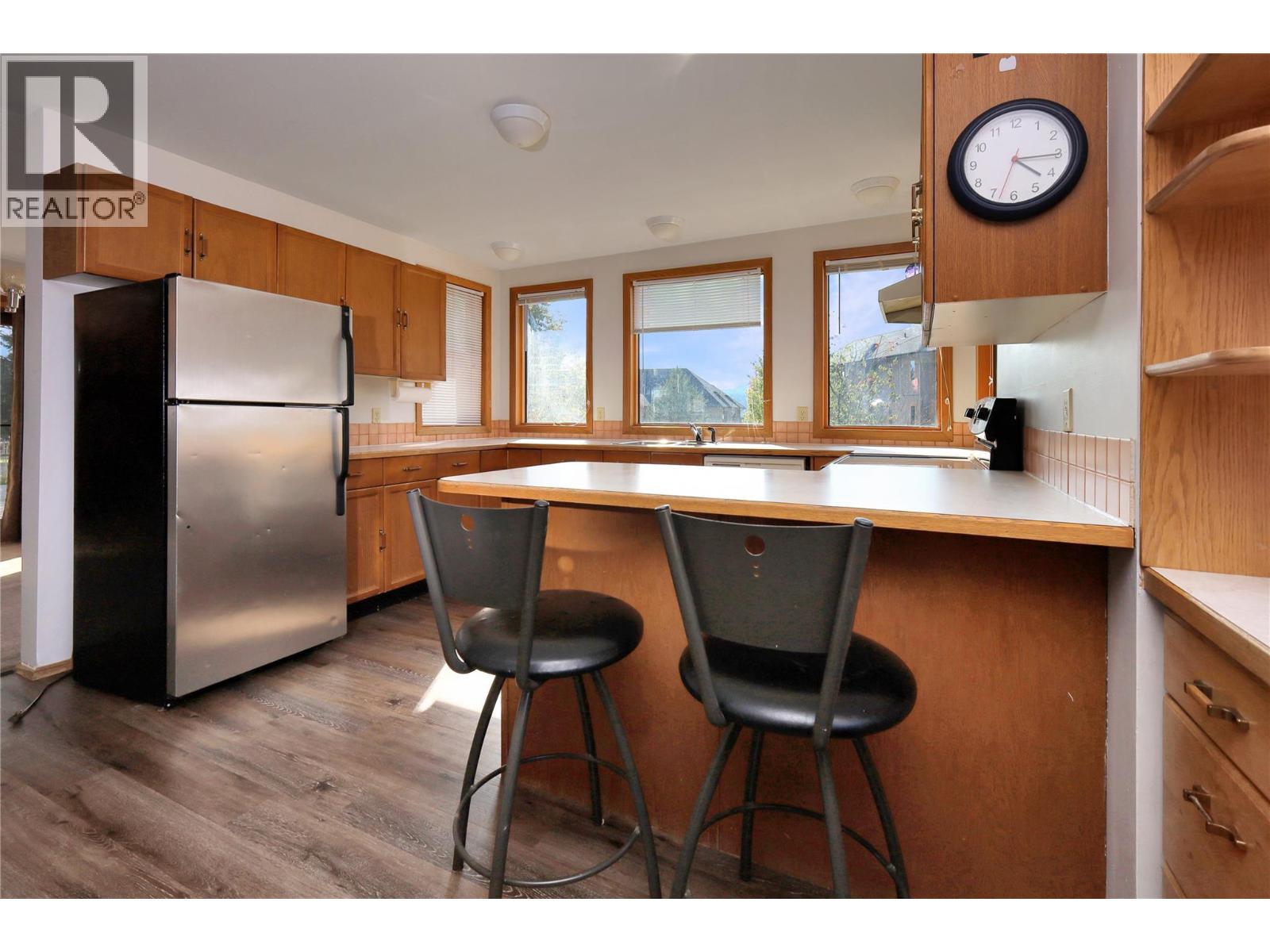 7560 Jackson Avenue, Radium Hot Springs