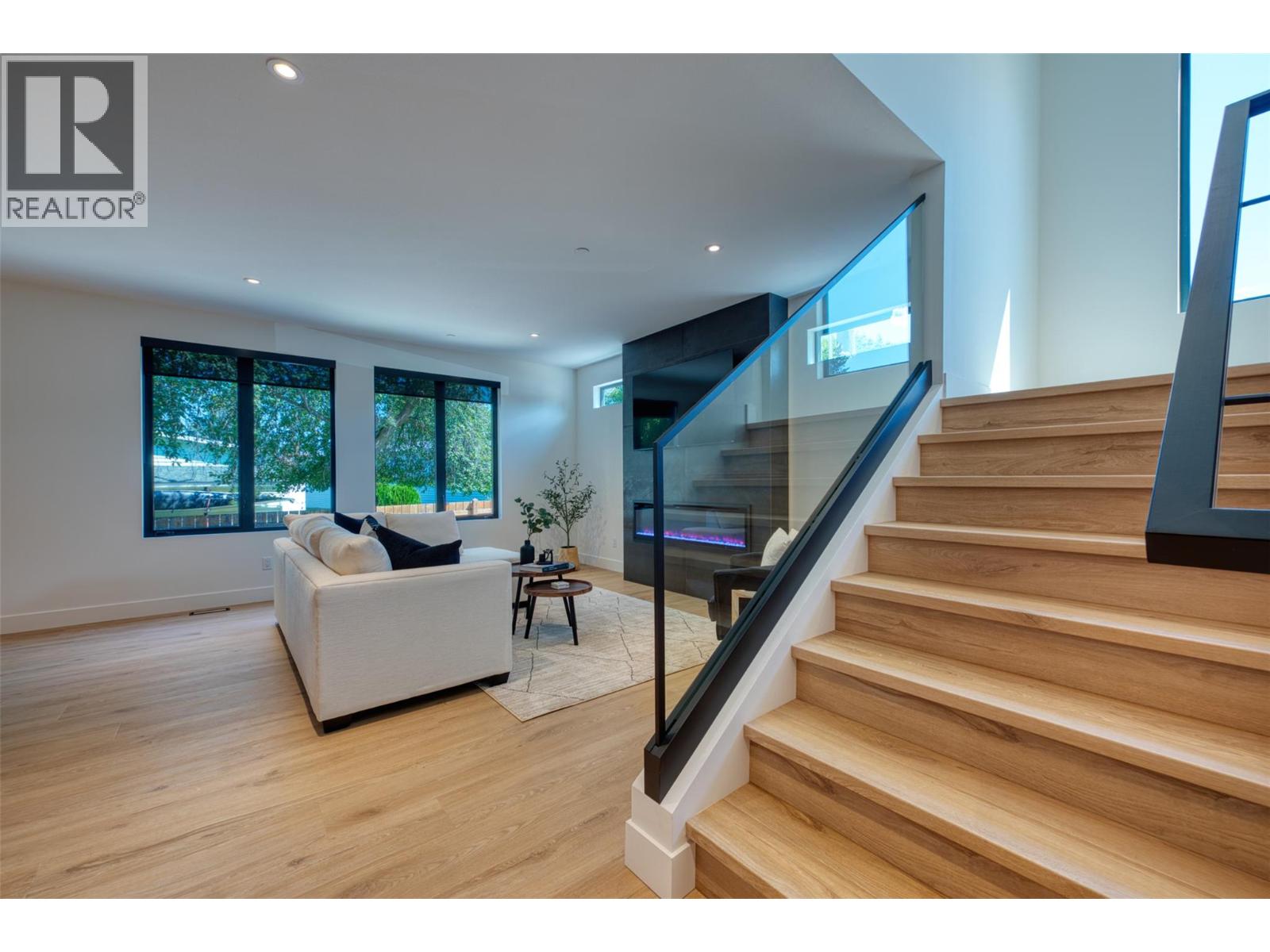 1 3010 Holland Road, Kelowna