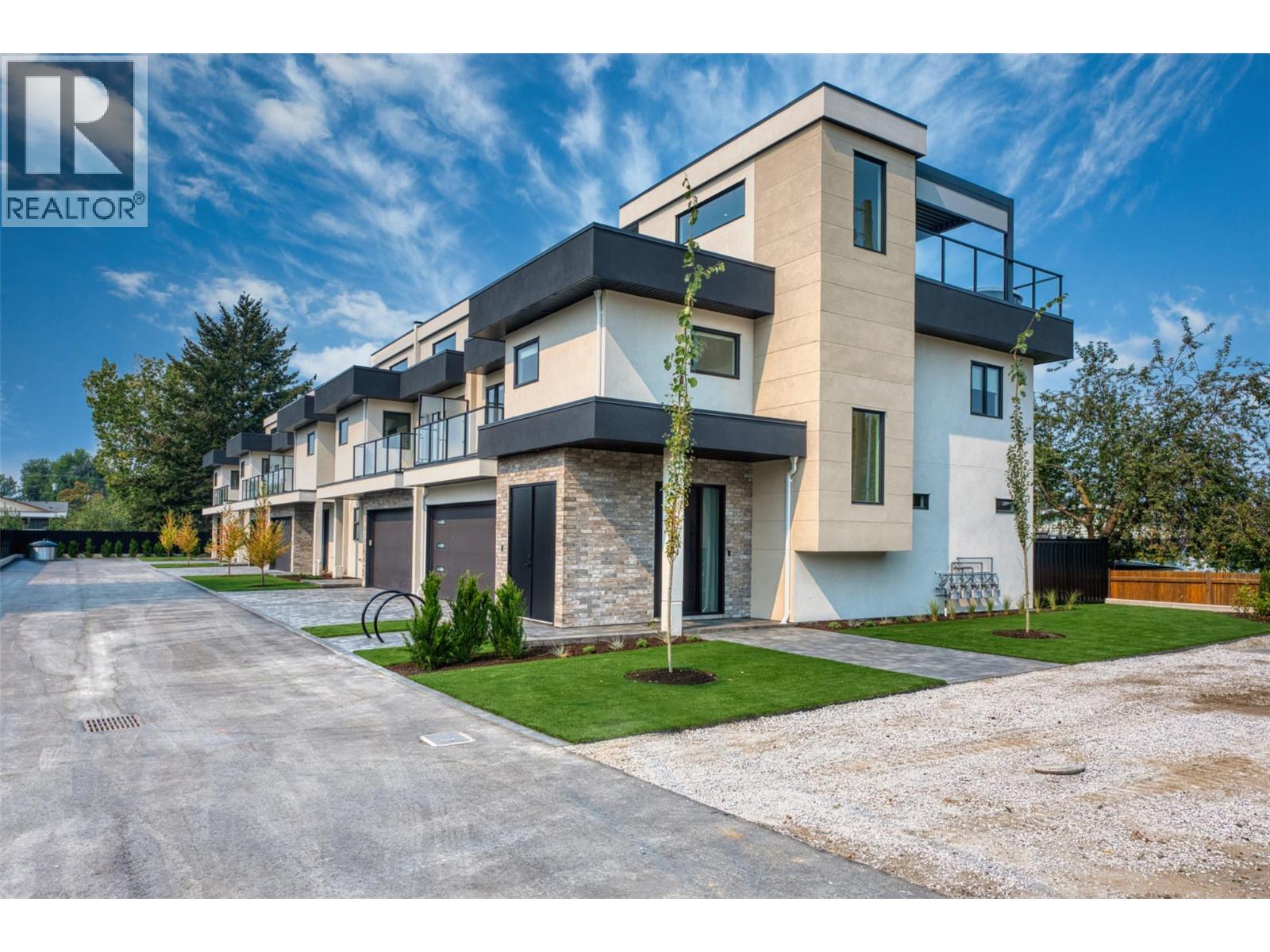1 3010 Holland Road, Kelowna