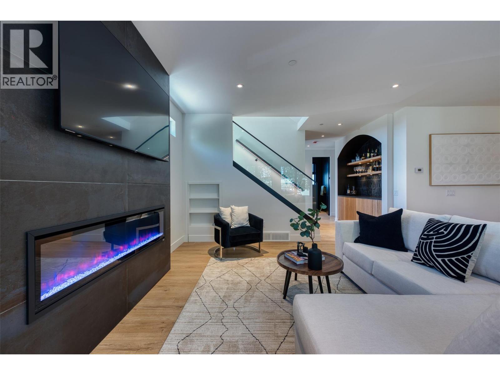 3 3010 Holland Road, Kelowna