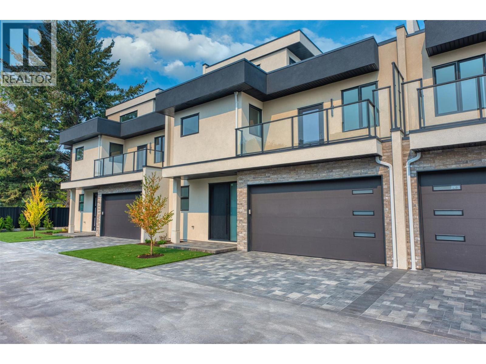 3 3010 Holland Road, Kelowna