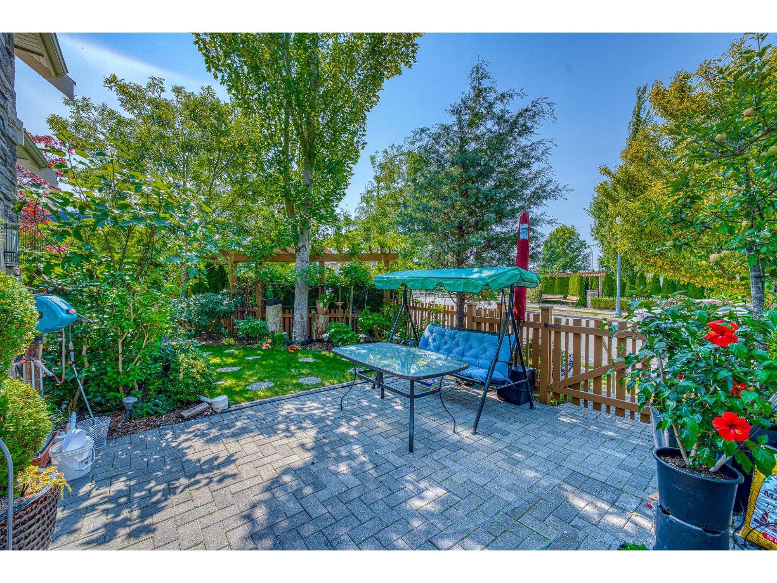 7 2456 163 STREET, Surrey