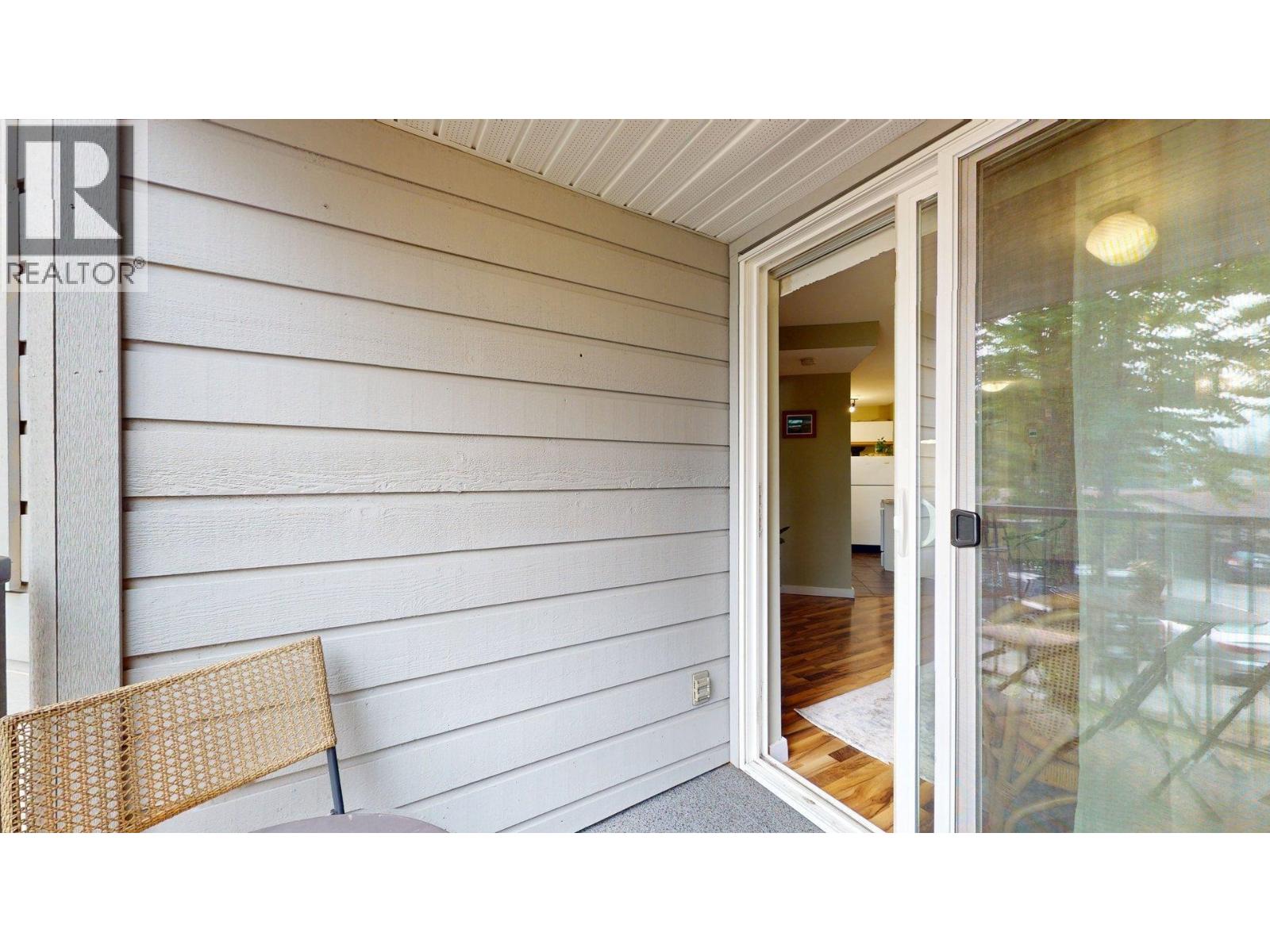 C210 40140 WILLOW CRESCENT, Squamish