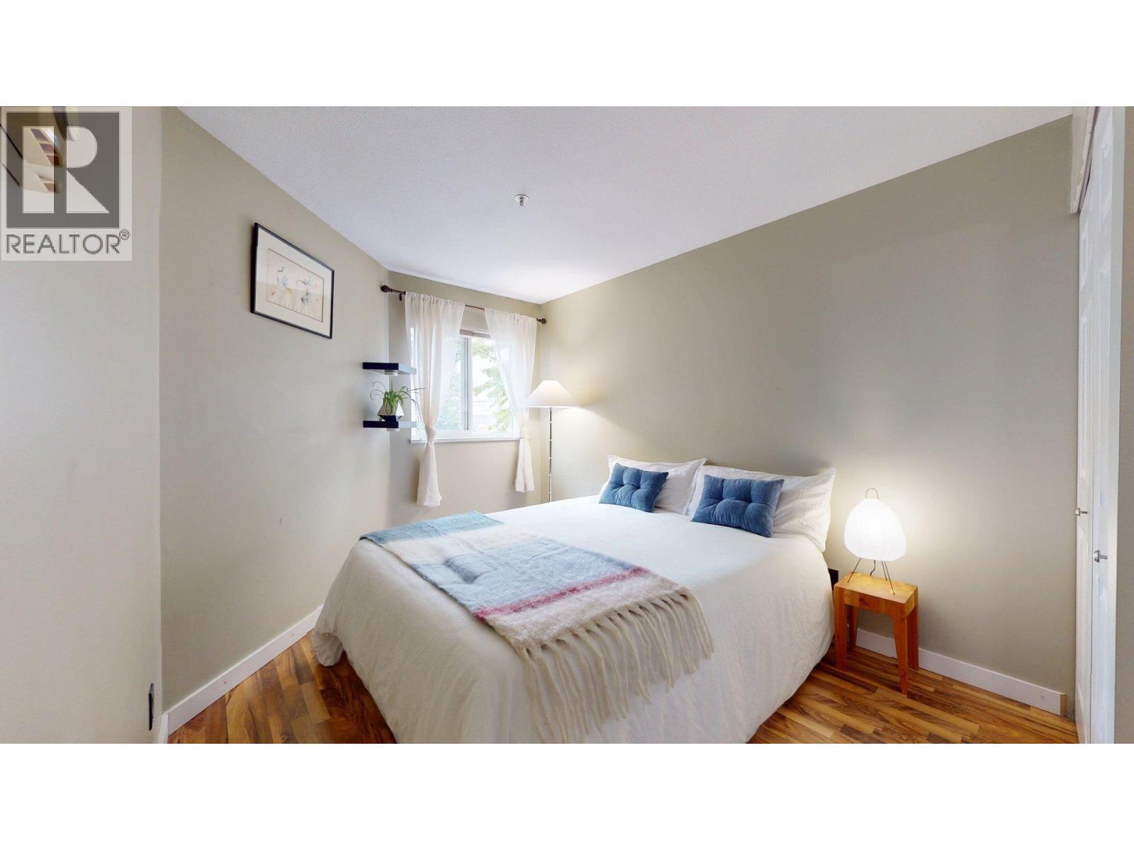C210 40140 WILLOW CRESCENT, Squamish