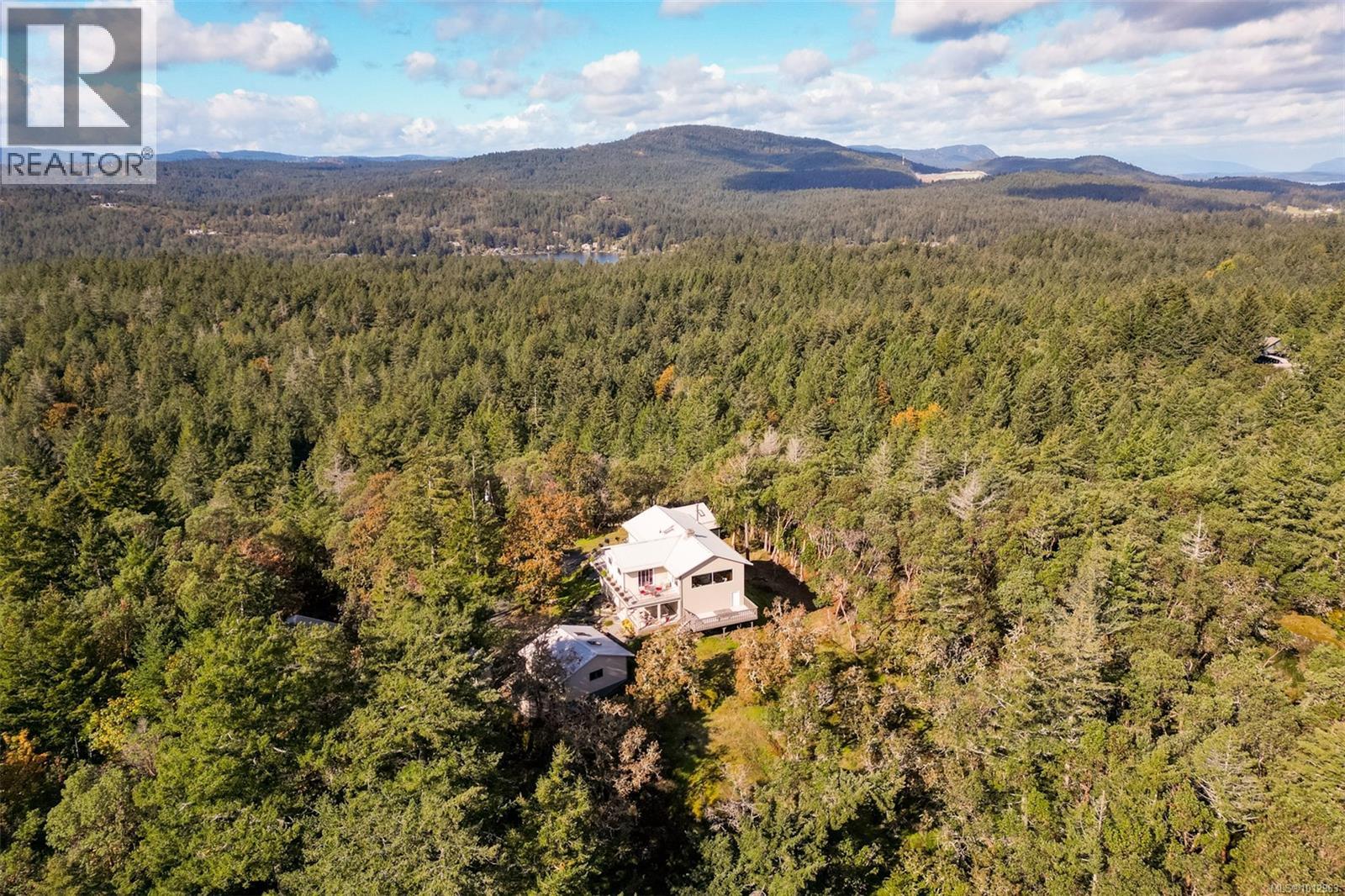  4801 Excelsior Road, Saanich