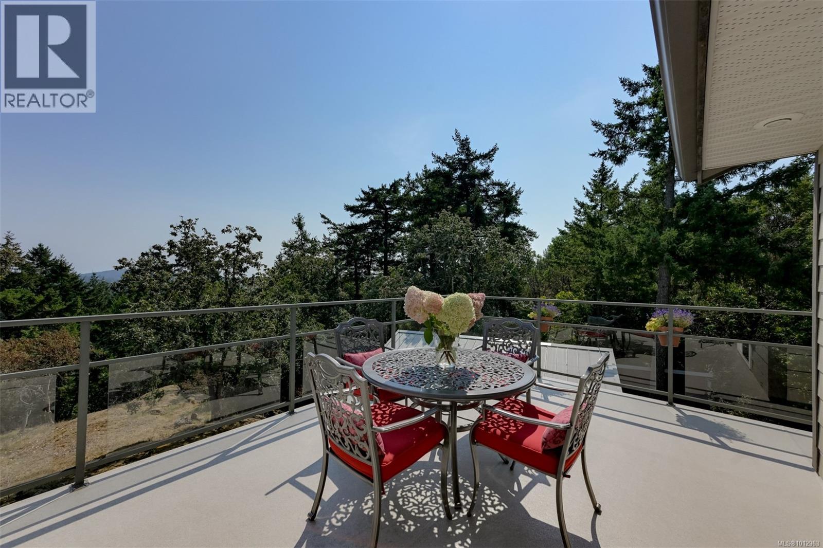  4801 Excelsior Road, Saanich
