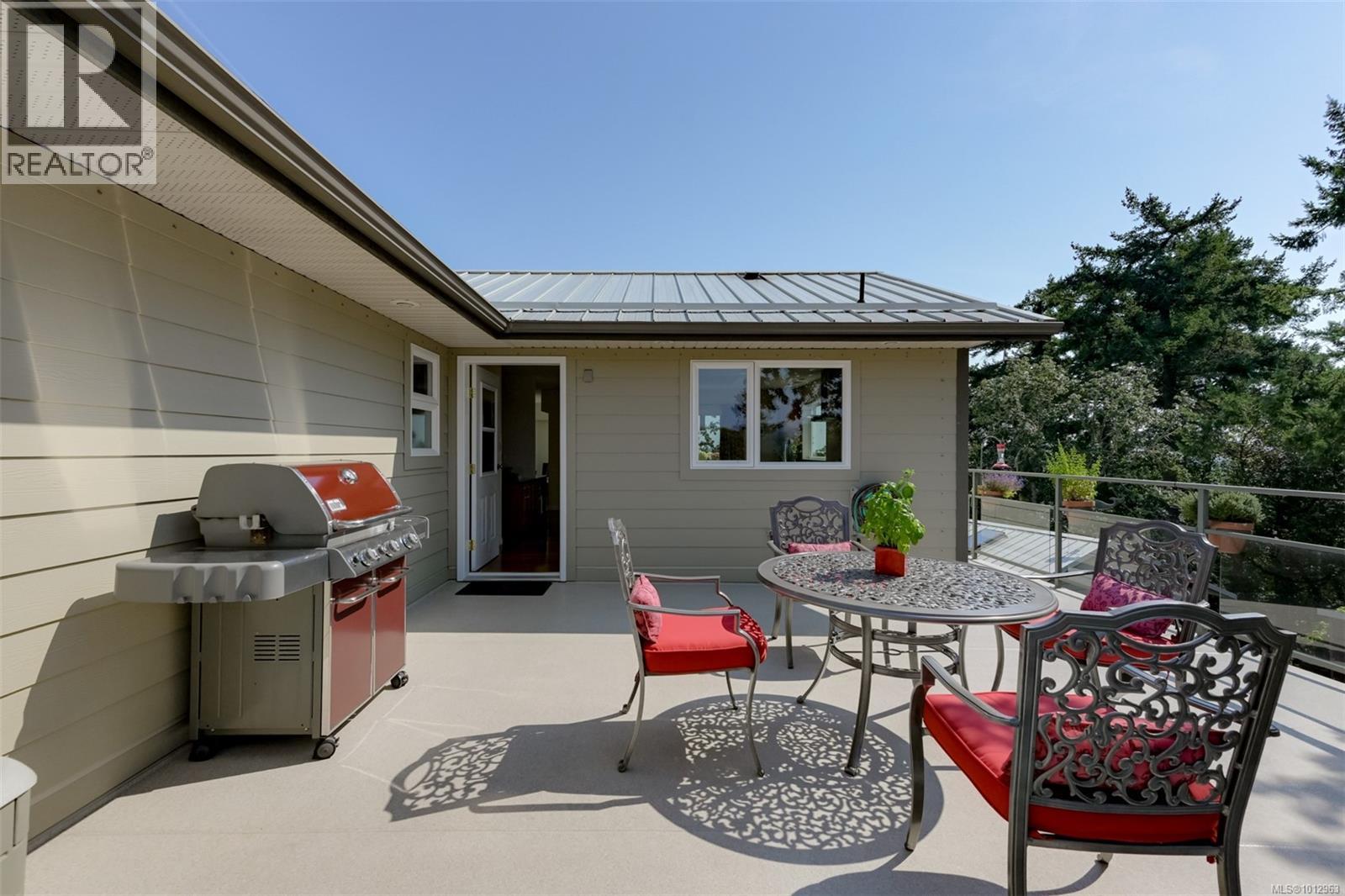  4801 Excelsior Road, Saanich