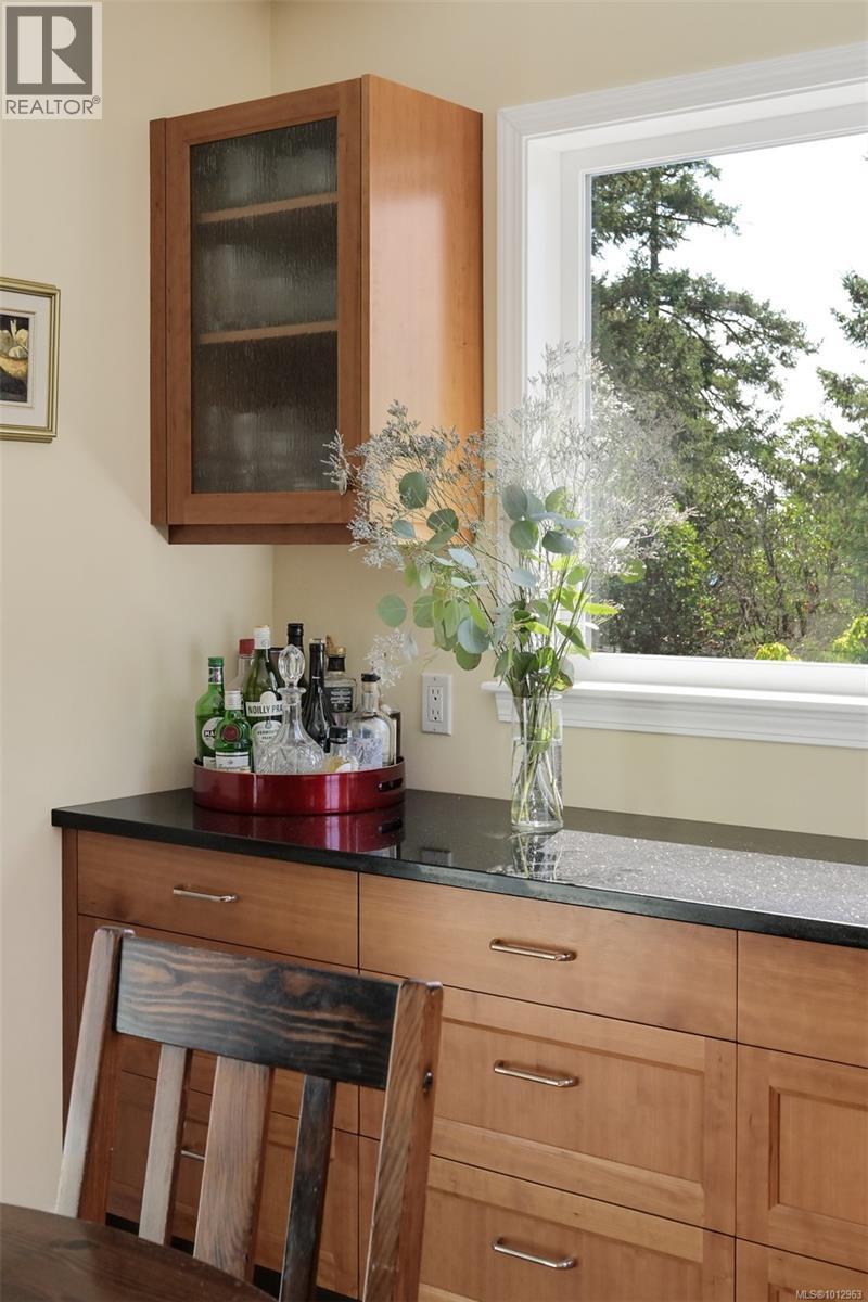 4801 Excelsior Road, Saanich