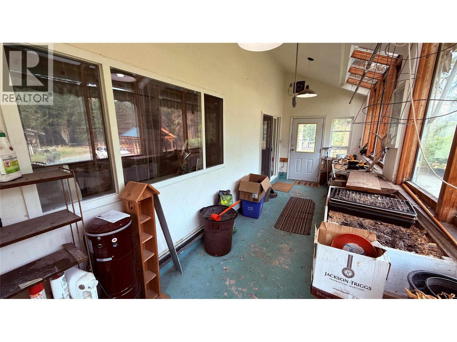 3300 MYERS CREEK Road, Midway