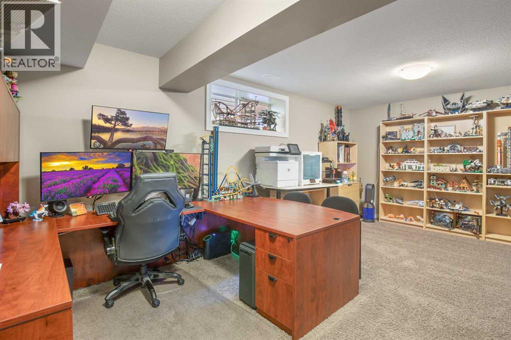 40 Iron Wolf Court, Lacombe