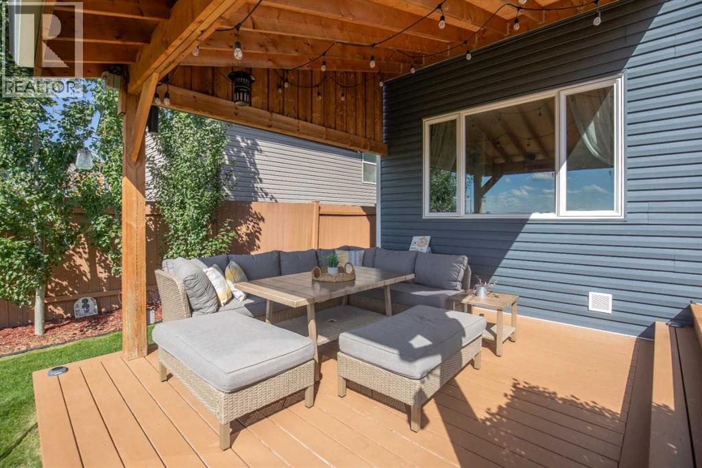 40 Iron Wolf Court, Lacombe
