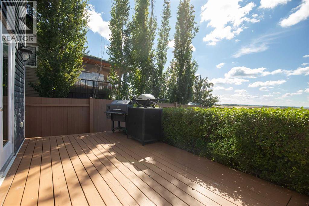 40 Iron Wolf Court, Lacombe