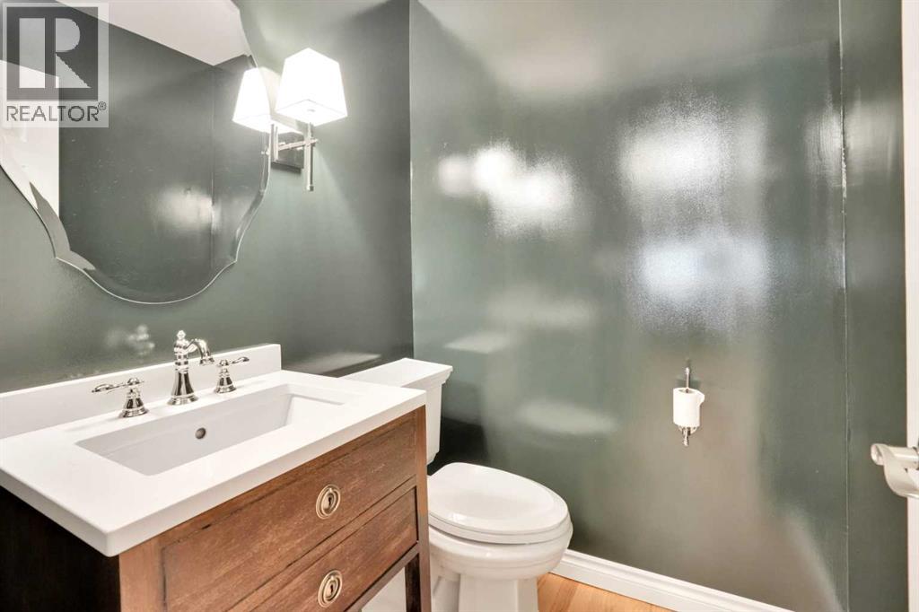 Single Family House for Sale in   Avenue NW Mount Pleasant Calgary 