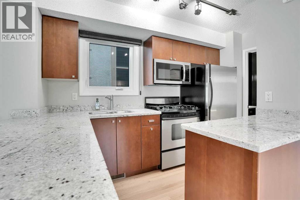 Single Family House for Sale in   Avenue NW Mount Pleasant Calgary 