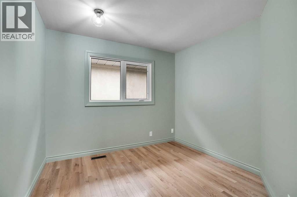 Single Family House for Sale in   Avenue NW Mount Pleasant Calgary 