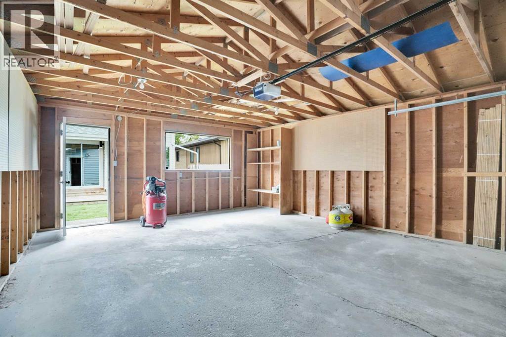 Single Family House for Sale in   Avenue NW Mount Pleasant Calgary 