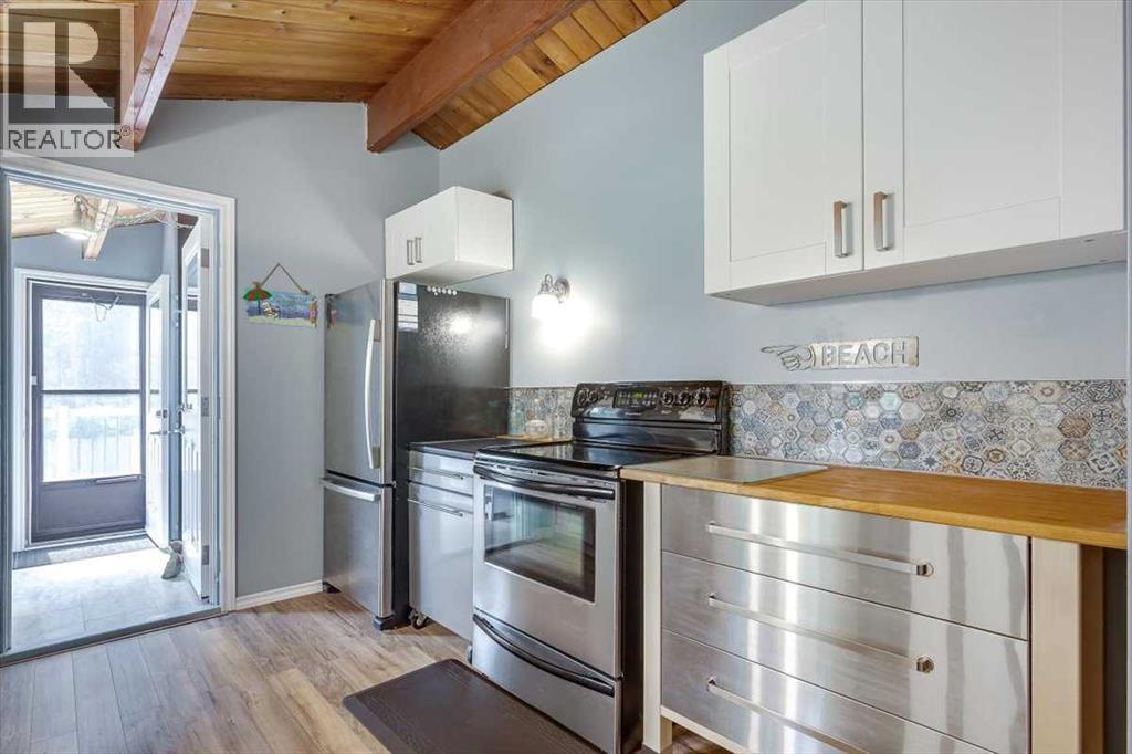 41513 Highway 771, Rural Lacombe County