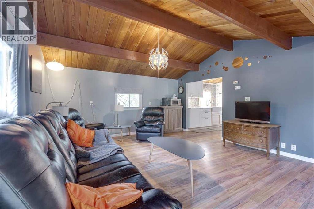 41513 Highway 771, Rural Lacombe County