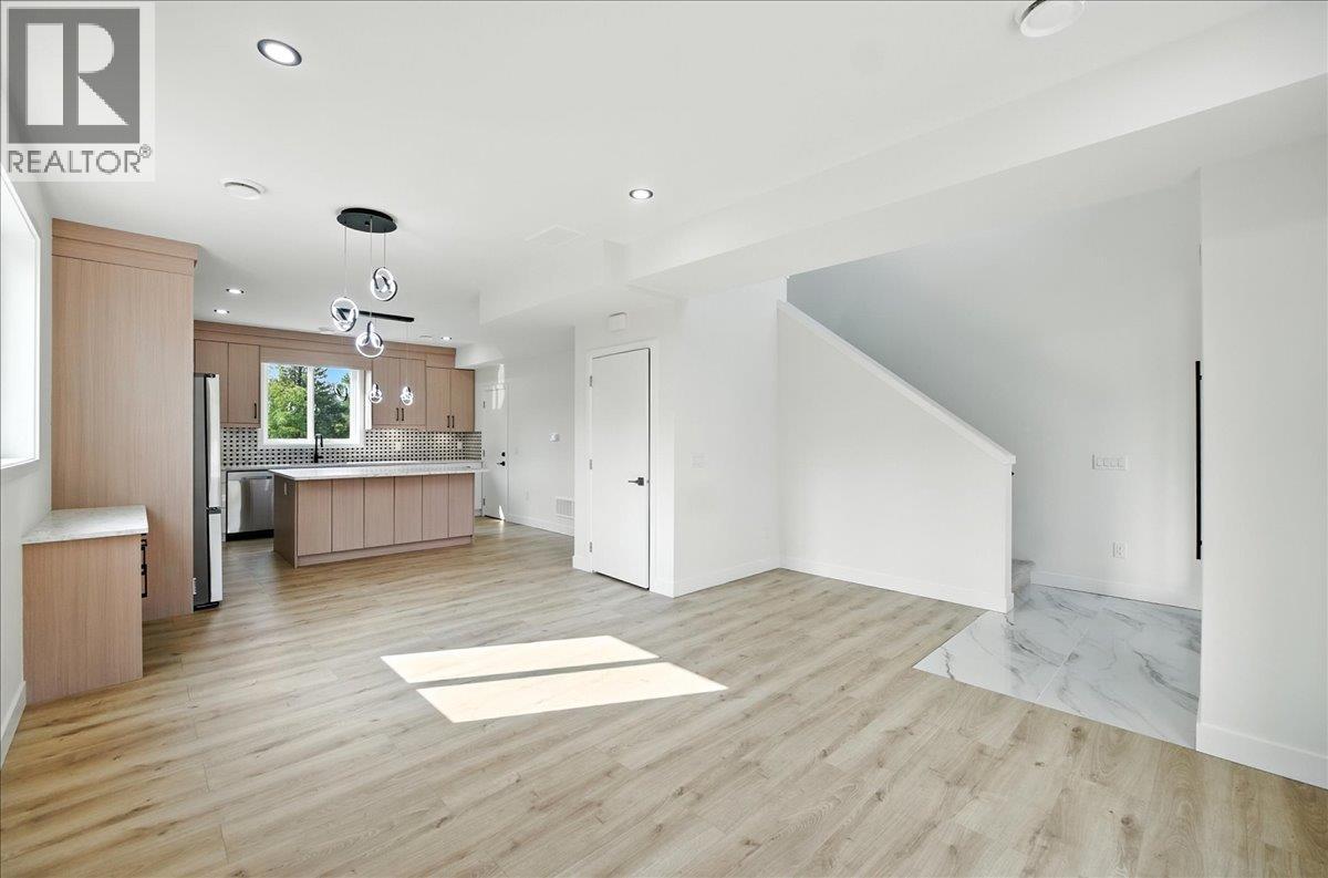 3736 TOBA Road, Castlegar