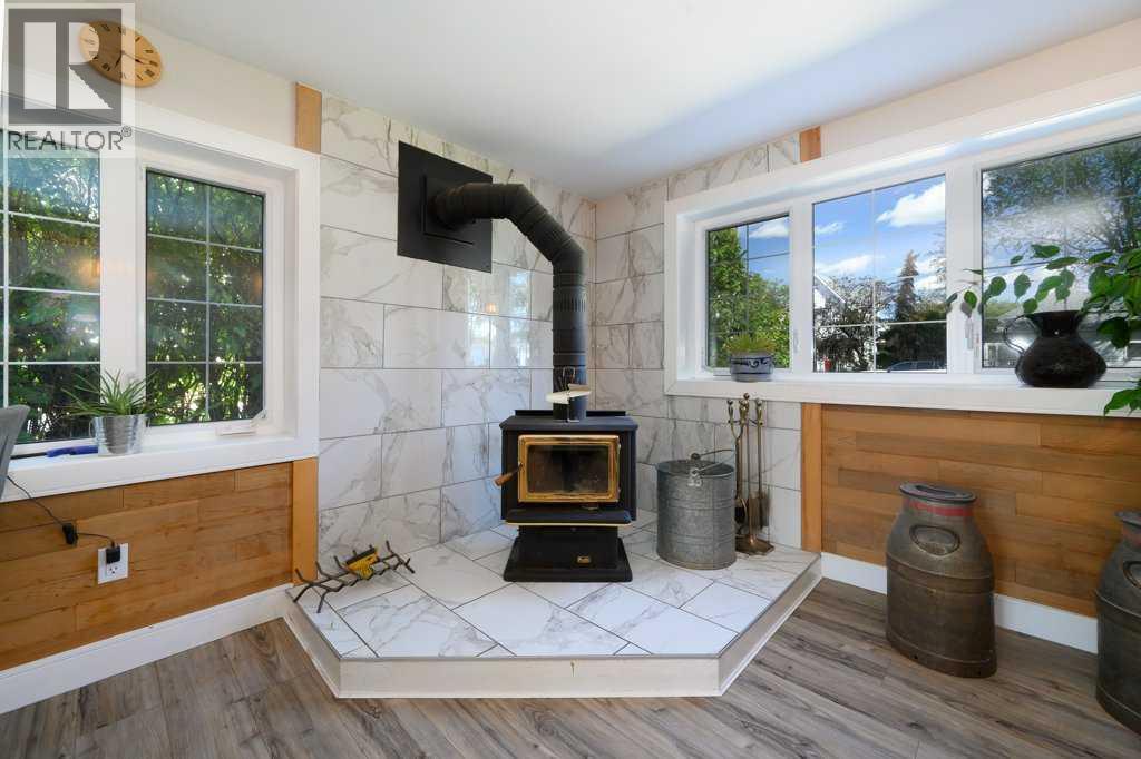 5238 52 Street, Lacombe