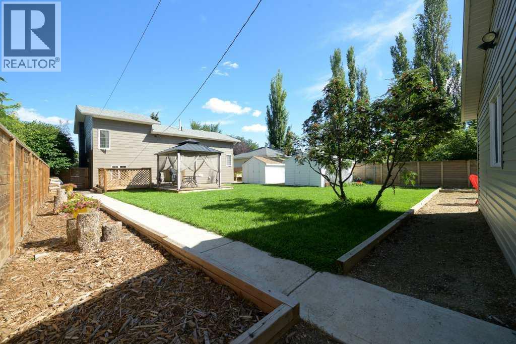 5238 52 Street, Lacombe