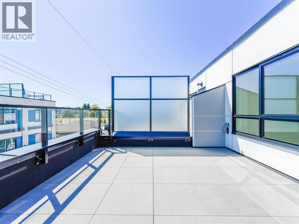 51 550 W 28TH AVENUE, Vancouver