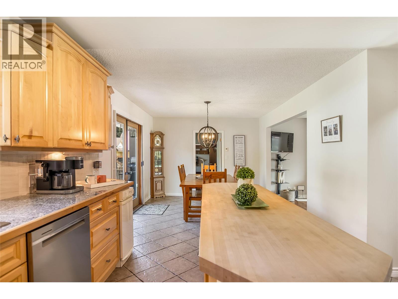 1824 Colbeck Road, Revelstoke