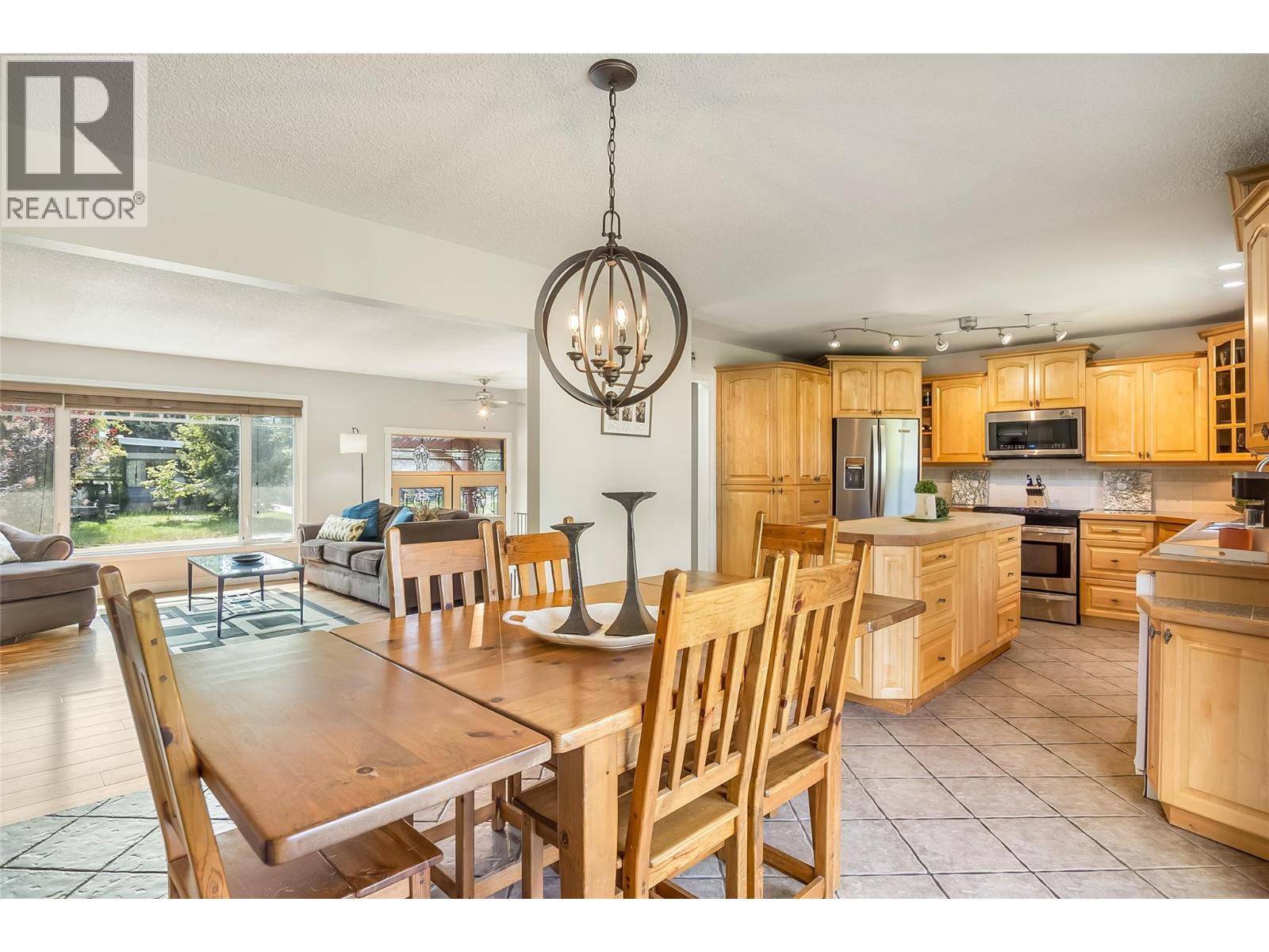 1824 Colbeck Road, Revelstoke