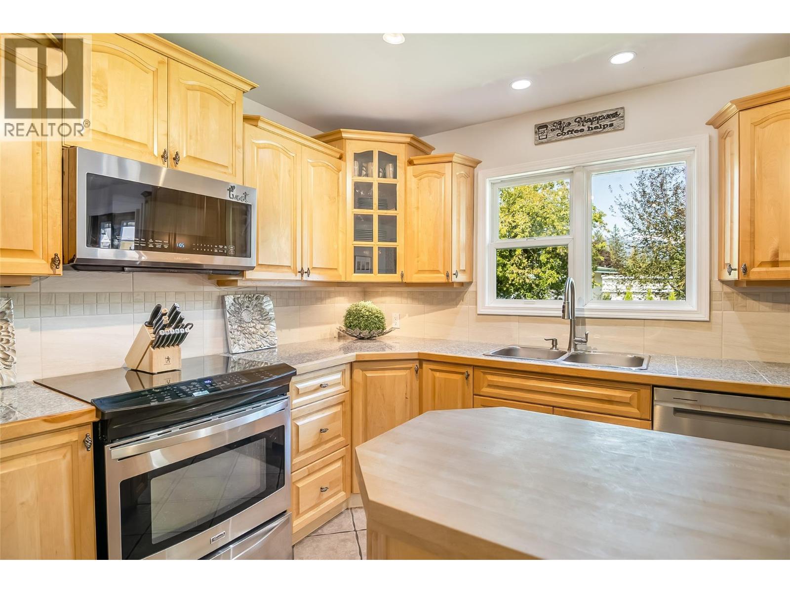 1824 Colbeck Road, Revelstoke