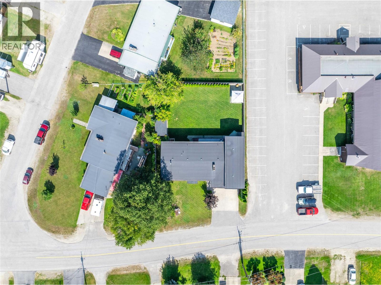 1824 Colbeck Road, Revelstoke