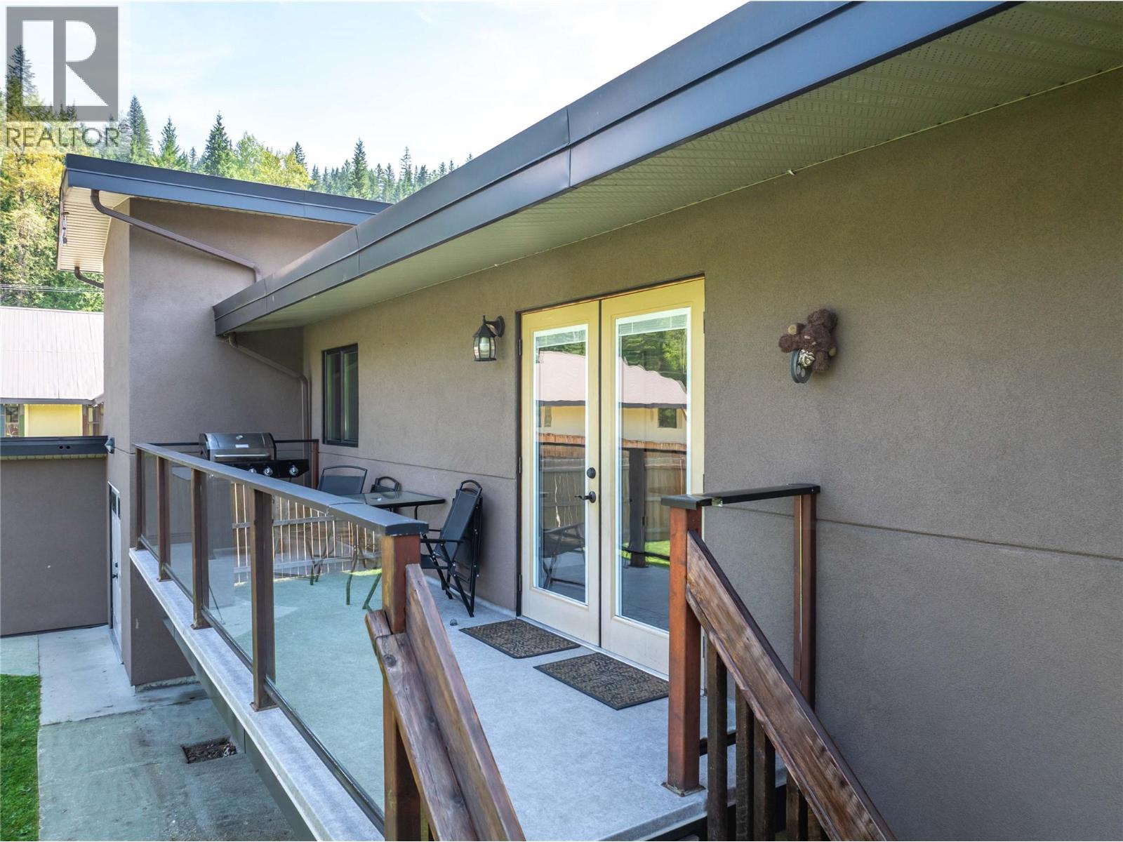 1824 Colbeck Road, Revelstoke