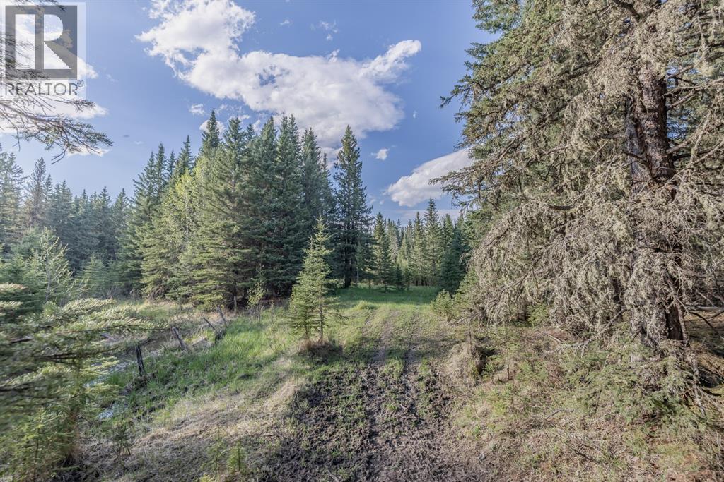 231175 Bracken Road, Bragg Creek