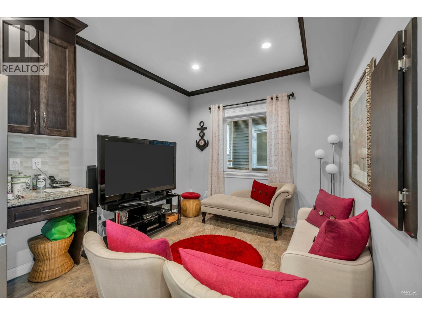 7788 HEDLEY AVENUE, Burnaby