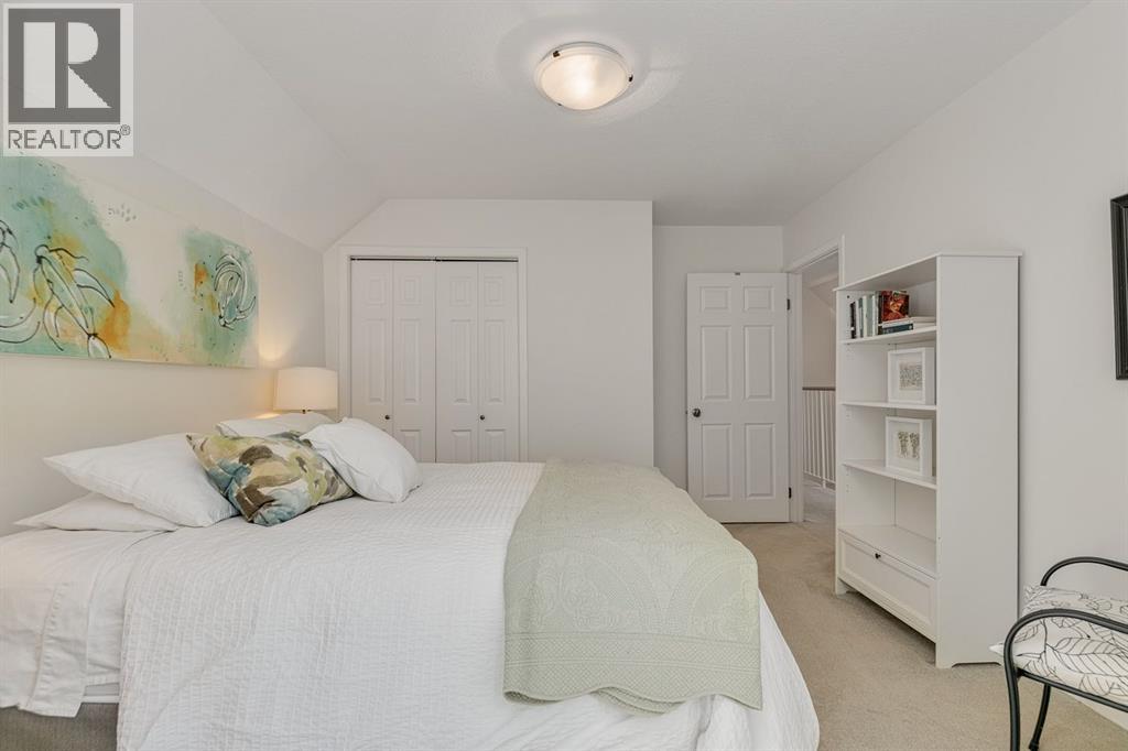 Single Family House for Sale in   Avenue SW Richmond Calgary 