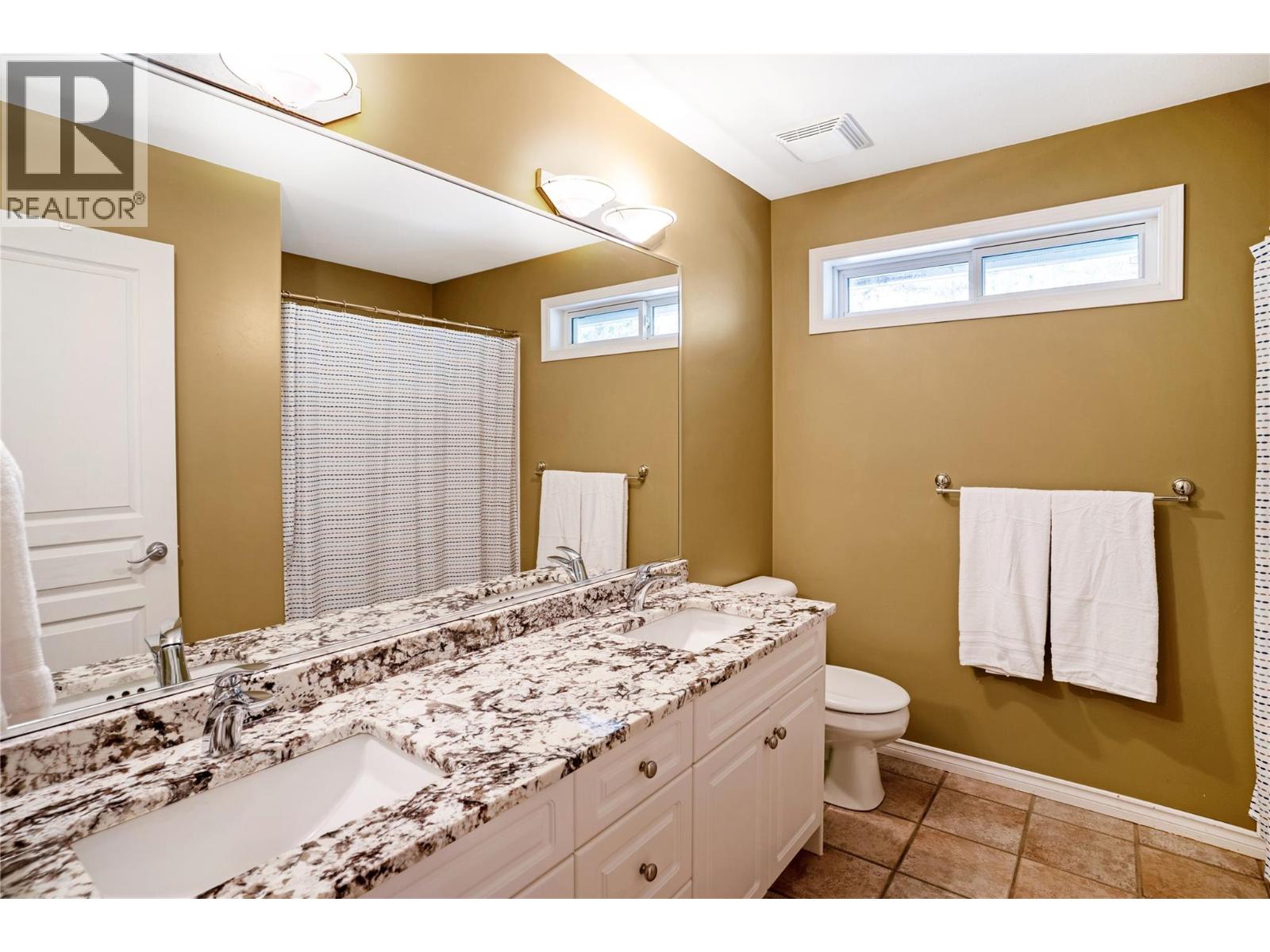  1083 Chilcotin Crescent, Kelowna