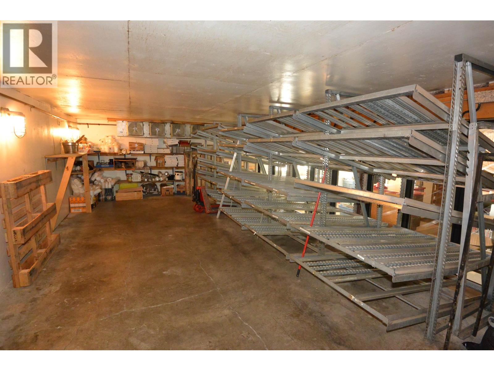 1709 RIVERSIDE Street, Telkwa