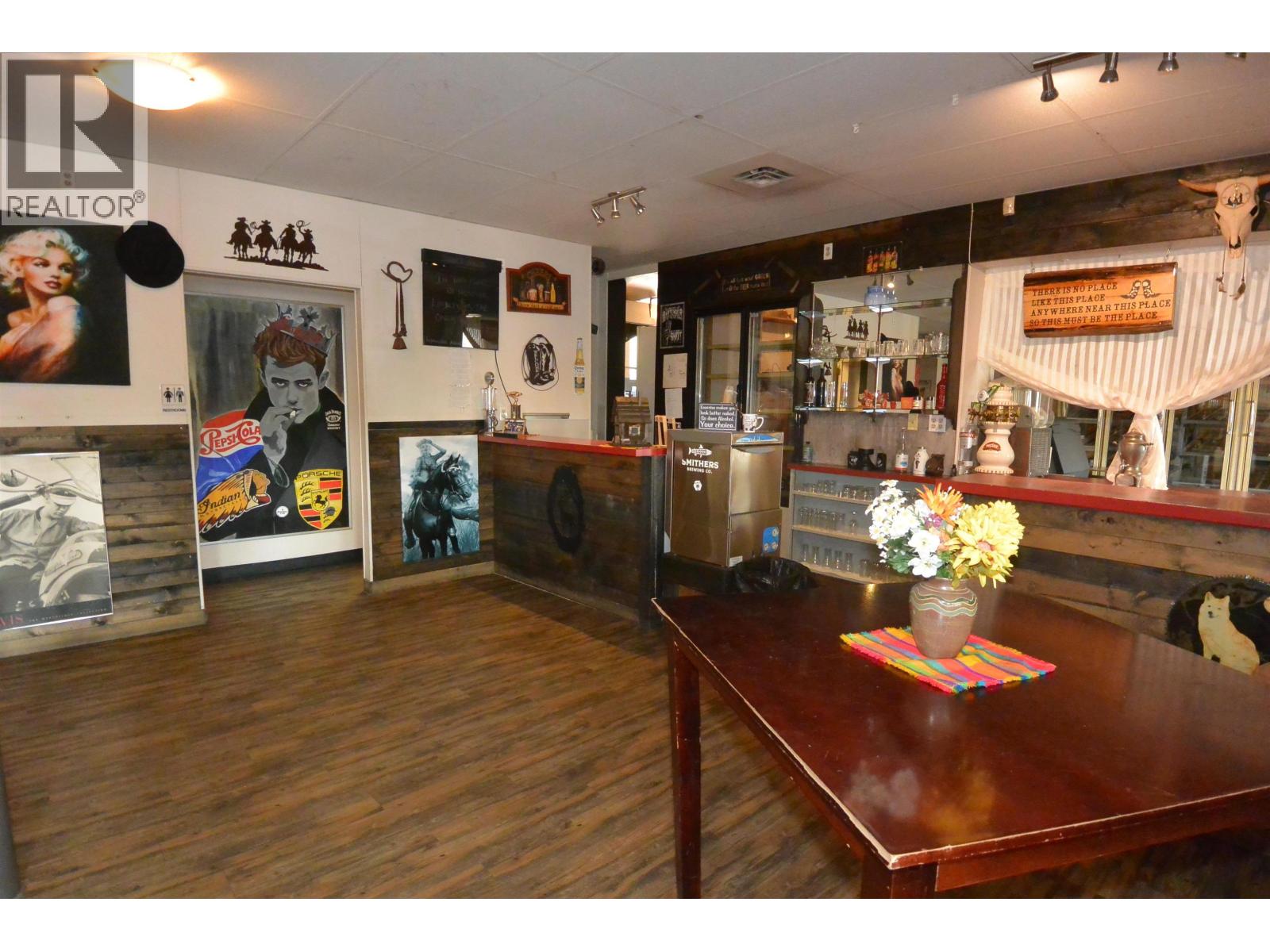 1709 RIVERSIDE Street, Telkwa