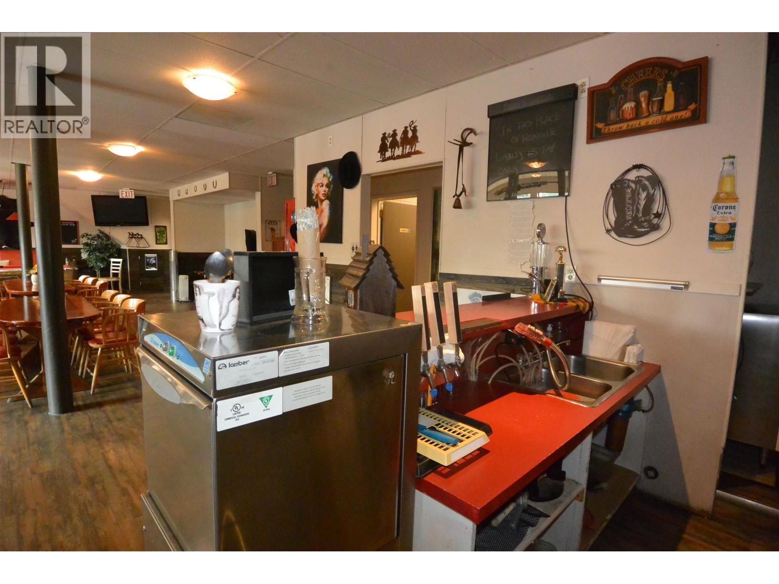 1709 RIVERSIDE Street, Telkwa