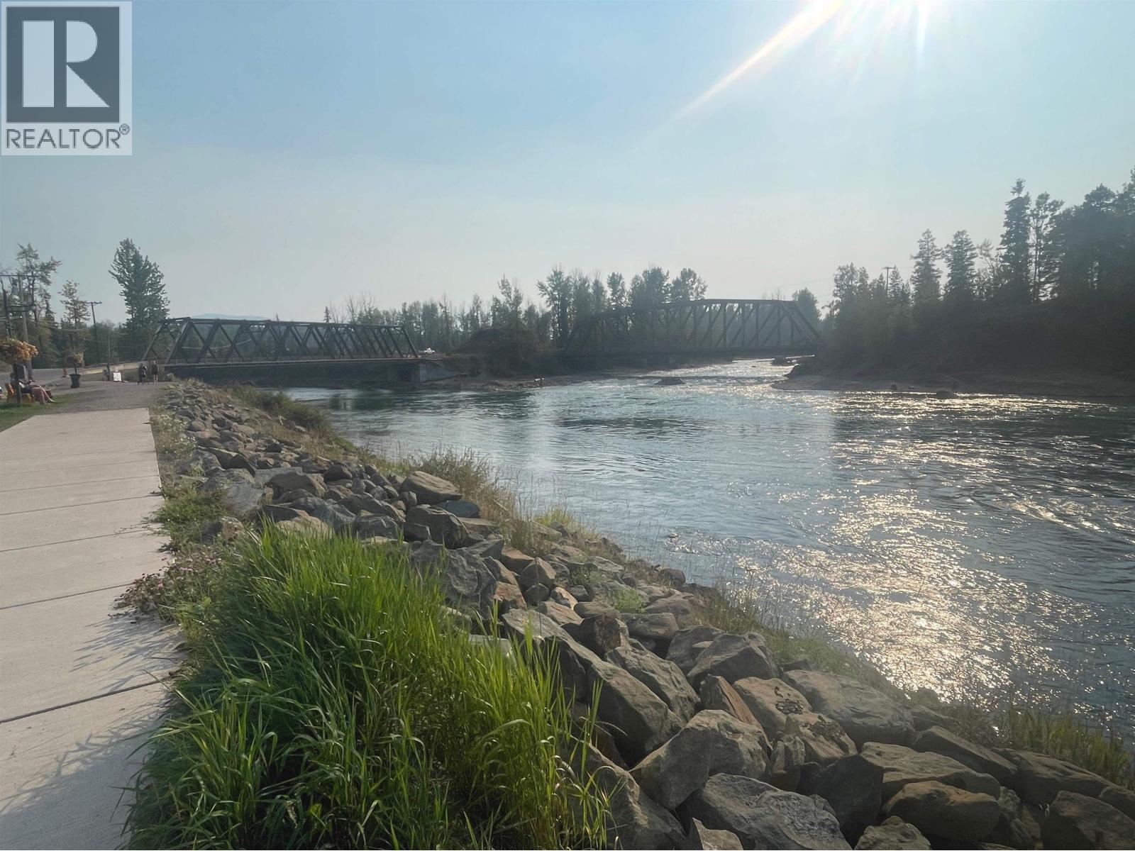 1709 RIVERSIDE Street, Telkwa