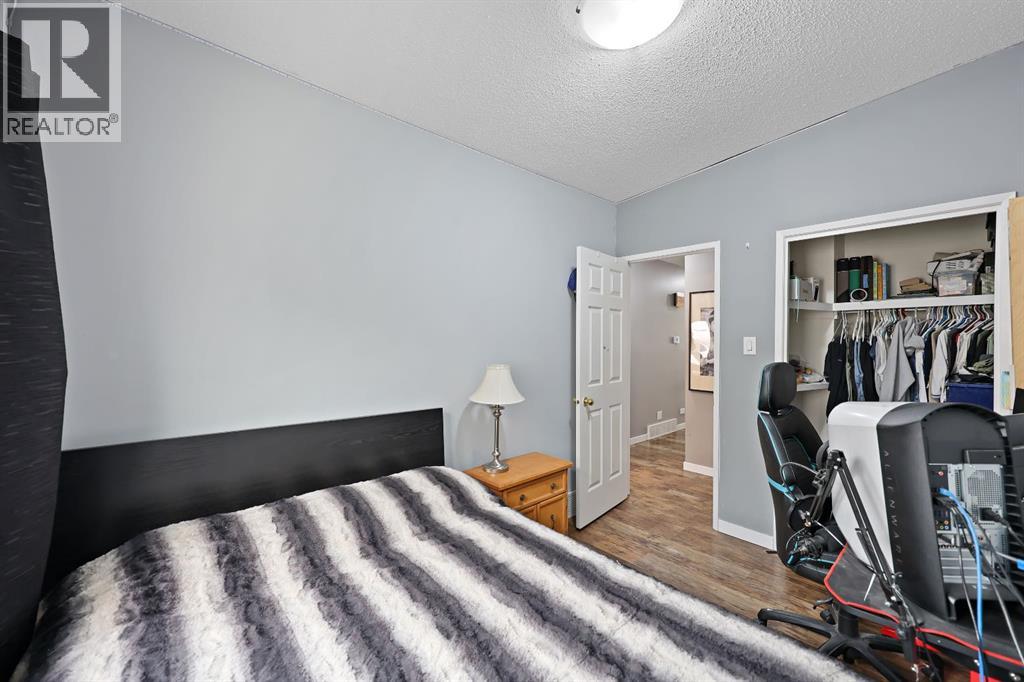 Multi-family House Bi-level for Sale in  &   Avenue NW Bowness Calgary 