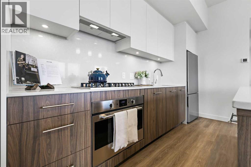 Single Family House for Sale in    Avenue SW Eau Claire Calgary 