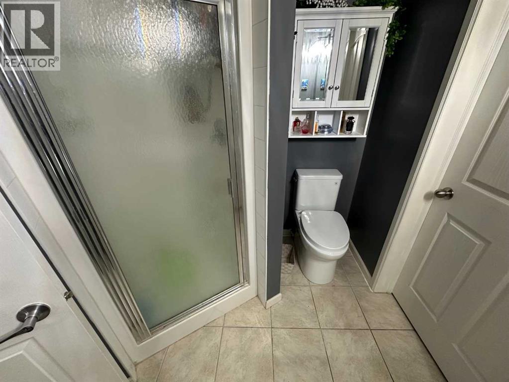 5040 53 Street, Sylvan Lake