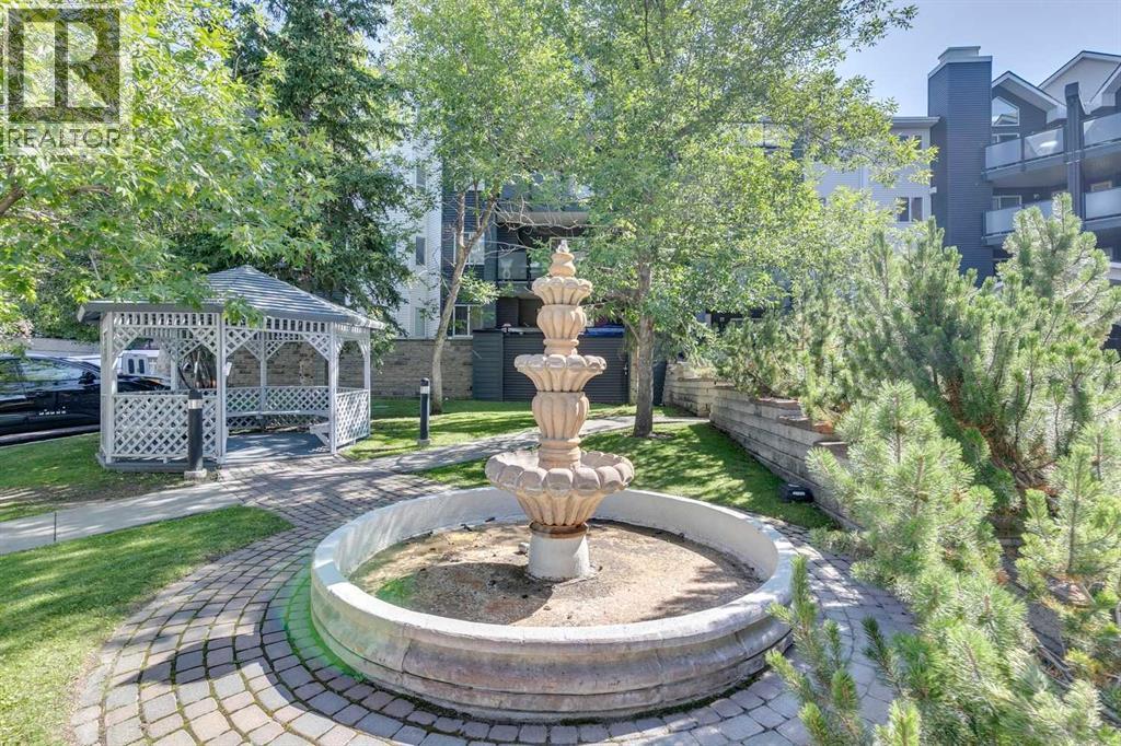 Single Family House for Sale in   Sierra Morena Mews SW Signal Hill Calgary 
