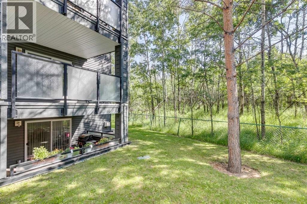 Single Family House for Sale in   Sierra Morena Mews SW Signal Hill Calgary 